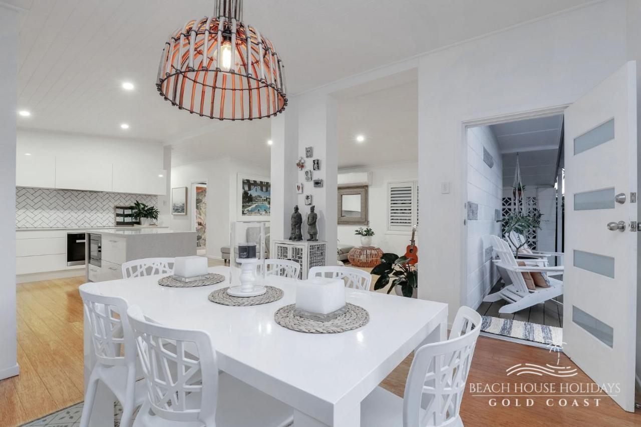 Miami Beachside Beach House Holiday home Gold Coast